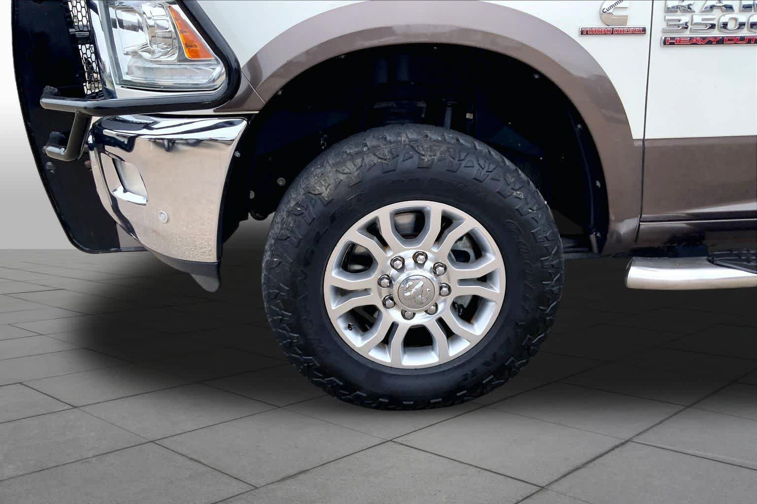Used 2018 RAM 3500 Laramie w/ Protection Group AWD/4WD image 11