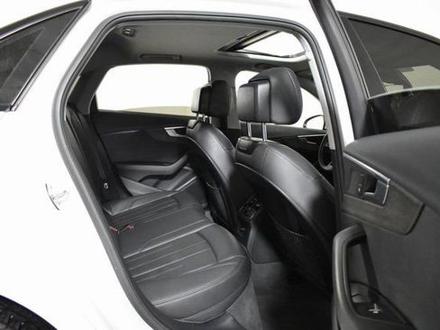 Used 2019 Audi A4 2.0T Premium image 30
