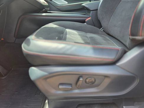Certified 2025 Ford Explorer ST AWD/4WD image 31