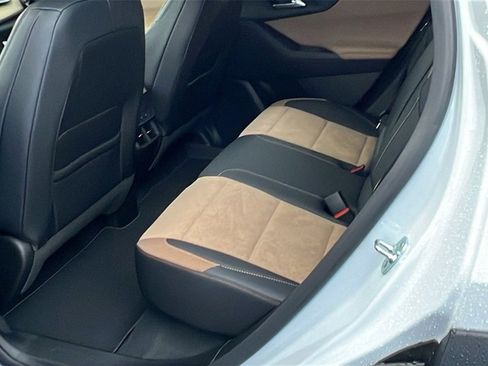 New 2026 Chevrolet Equinox ACTIV w/ Convenience Package III image 15