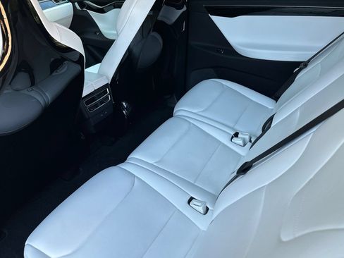 Used 2017 Tesla Model X 100D AWD/4WD image 12