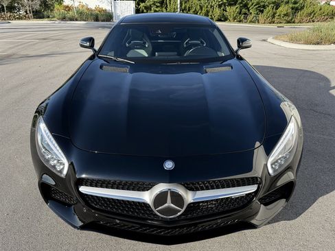 Used 2017 Mercedes-Benz AMG GT image 24