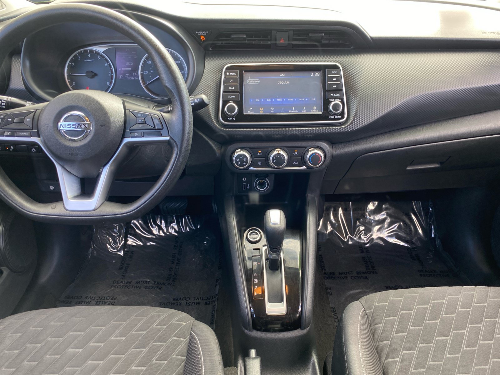 Used 2021 Nissan Kicks S FWD image 11