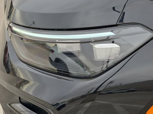 New 2026 Volkswagen Tiguan SE R-Line image 7