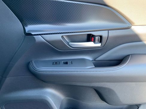 New 2026 Toyota Grand Highlander AWD Hybrid image 21