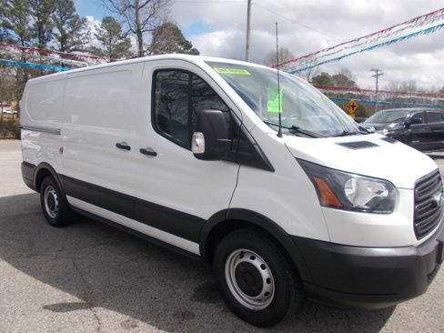 Used 2019 Ford Transit 150 130 Low Roof image 18