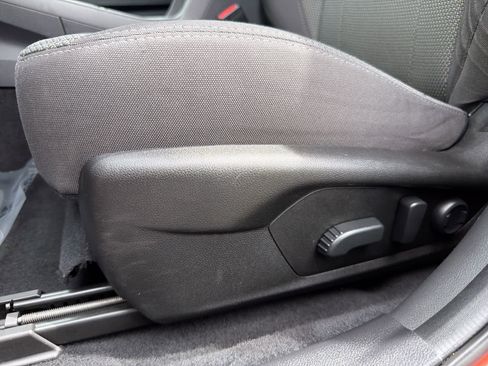 Certified 2024 Subaru Crosstrek 2.0i Premium AWD/4WD image 18