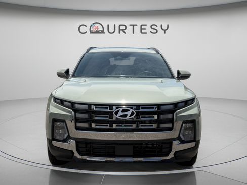 Used 2025 Hyundai Santa Cruz Limited AWD/4WD image 8
