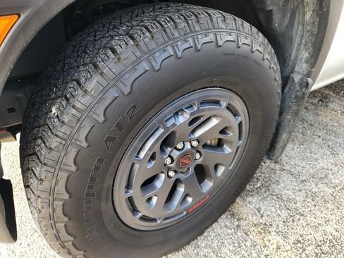 Used 2025 Nissan Frontier Pro-X RWD image 10
