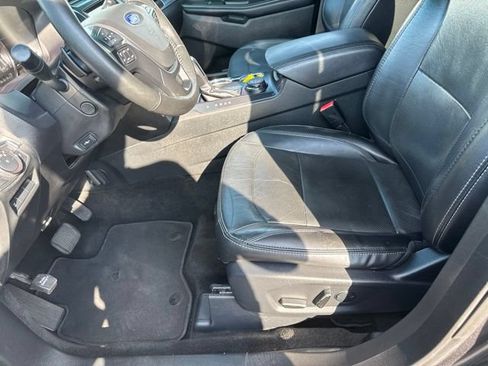 Used 2017 Ford Explorer Limited AWD/4WD image 18
