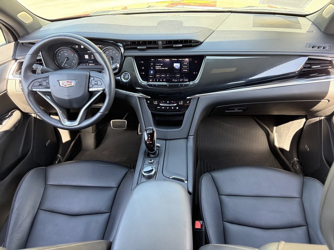 Used 2021 Cadillac XT6 Sport w/ LPO, ONYX Package AWD/4WD image 15