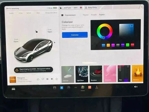 Used 2023 Tesla Model 3 Standard Range image 19