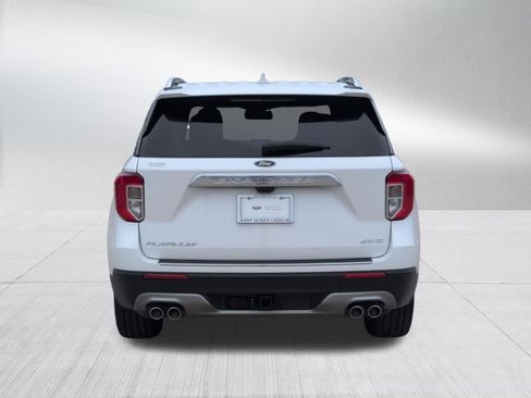 Used 2023 Ford Explorer Platinum w/ Technology Package image 5