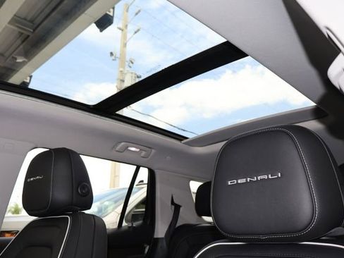 Used 2026 GMC Terrain Denali AWD/4WD image 28