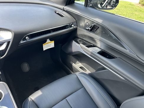 New 2026 Cadillac Lyriq V AWD/4WD image 16