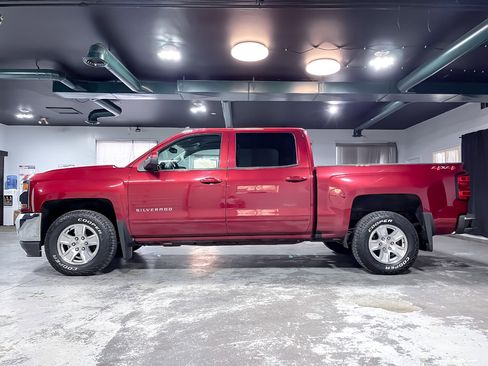 Used 2018 Chevrolet Silverado 1500 LT w/ All Star Edition image 5