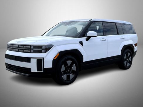 Certified 2026 Hyundai Santa Fe SE image 1