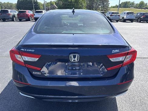 Used 2019 Honda Accord EX image 5