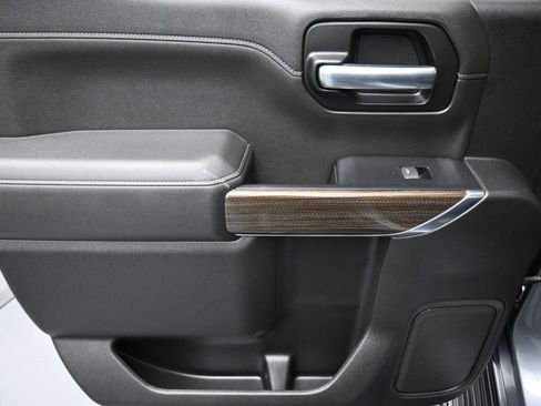 Used 2019 Chevrolet Silverado 1500 RST image 33