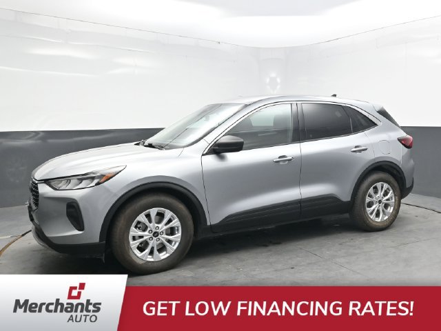 Used 2023 Ford Escape Active FWD image 3