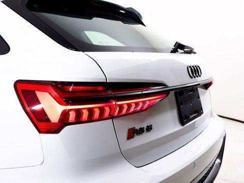 Used 2024 Audi RS 6 performance w/ Matte Carbon Package AWD/4WD image 12