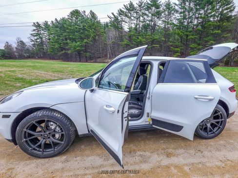 Used 2017 Porsche Macan S AWD/4WD image 15