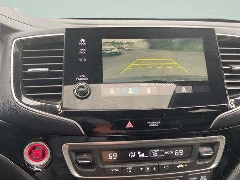 Used 2020 Honda Pilot Touring image 25