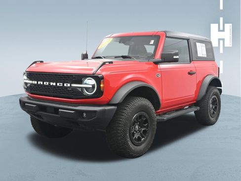 Used 2022 Ford Bronco Wildtrak AWD/4WD image 1