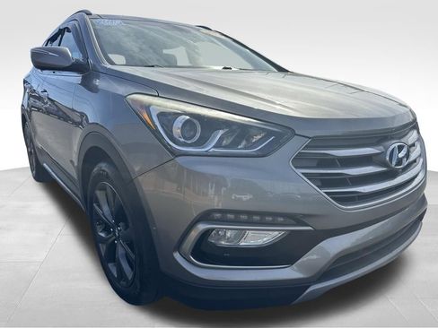 Used 2017 Hyundai Santa Fe Sport FWD image 8