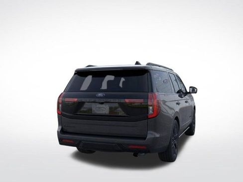 New 2026 Ford Expedition Platinum w/ Stealth Appearance Package AWD/4WD image 10