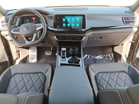 New 2026 Volkswagen Atlas Cross Sport SEL Premium R-Line image 9