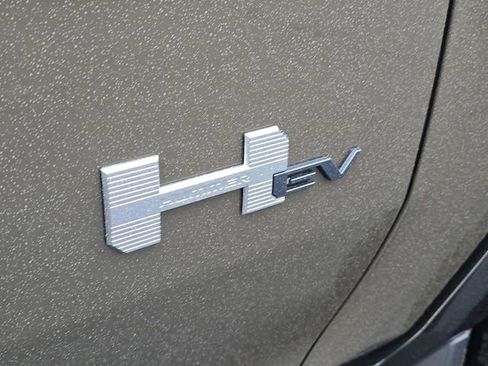 New 2024 GMC Hummer EV 2X w/ Extreme Off-Road Package image 25