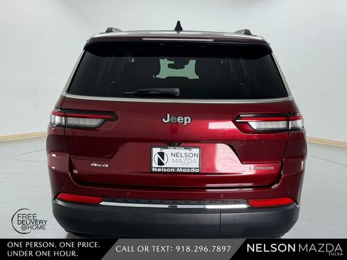 Used 2023 Jeep Grand Cherokee L Laredo image 7