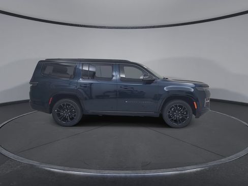 New 2026 Jeep Grand Wagoneer Summit AWD/4WD image 17