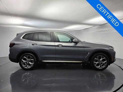 Used 2024 BMW X3 sDrive30i w/ Convenience Package RWD image 3