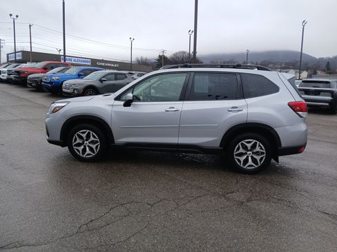 Used 2021 Subaru Forester Premium w/ Popular Package #1 image 7