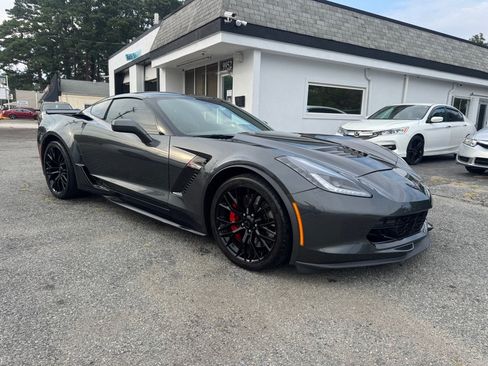 Used 2019 Chevrolet Corvette Z06 RWD image 1