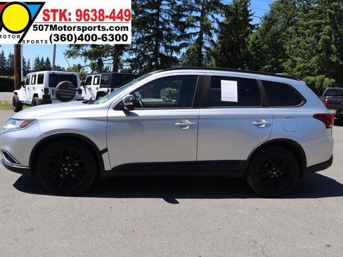 Used 2018 Mitsubishi Outlander LE AWD/4WD image 5