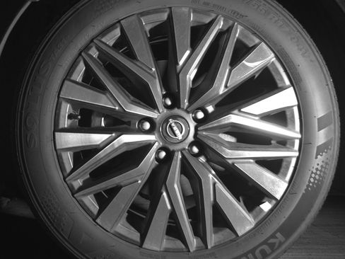 Used 2025 Nissan Altima 2.5 SV image 12