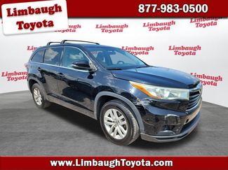 Used 2016 Toyota Highlander LE FWD video 1