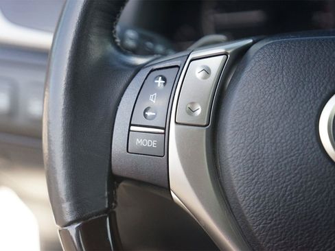 Used 2014 Lexus GS 350 w/ Luxury Package RWD image 23