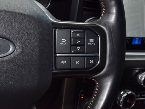 Used 2024 Ford F350 Platinum w/ FX4 Off-Road Package AWD/4WD image 24