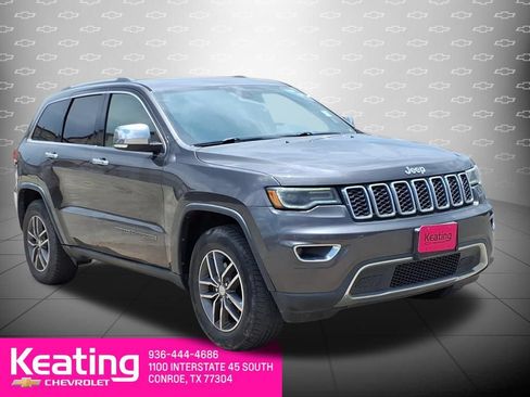 Used 2017 Jeep Grand Cherokee Limited w/ Luxury Group II RWD image 3