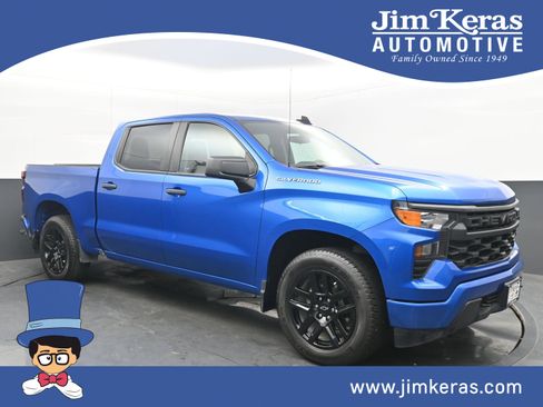 Used 2023 Chevrolet Silverado 1500 Custom image 1