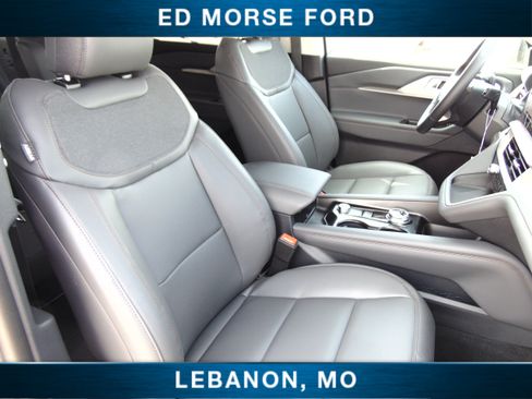 New 2026 Ford Explorer Active w/ Active Comfort Package AWD/4WD image 15