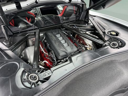 Used 2024 Chevrolet Corvette Stingray Coupe RWD image 14