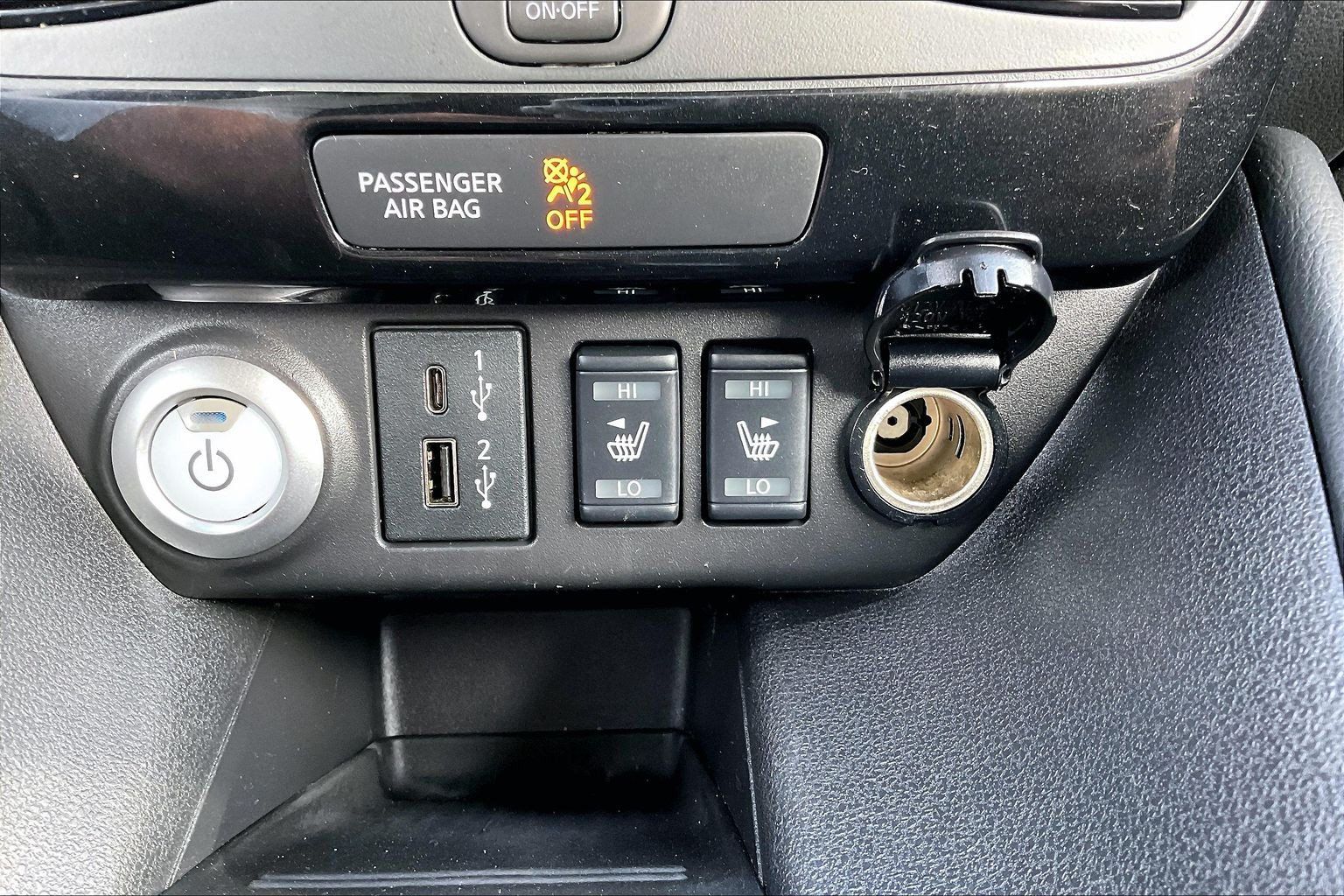 Used 2022 Nissan Leaf SV w/ SV Technology Package FWD image 33