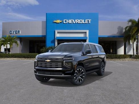New 2026 Chevrolet Suburban High Country image 9
