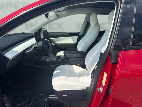 Used 2021 Tesla Model Y Long Range AWD/4WD image 6