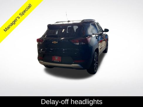 Used 2025 Chevrolet TrailBlazer LT image 16